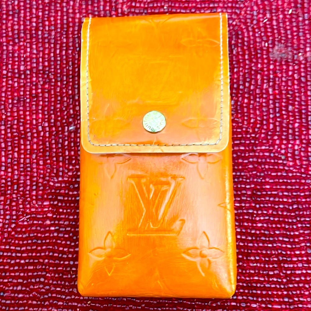Louis Vuitton Brown and Gold Monogram cigarette case
Authentic. P… - Picture 3 of 14